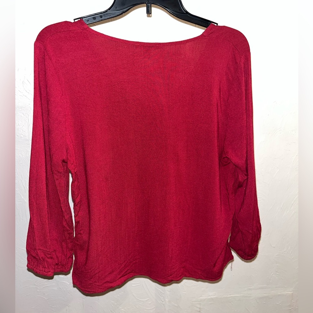 Button blouse - Picture 2 of 2